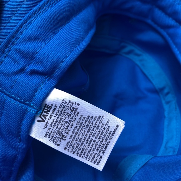 💙VANS BUCKET HAT NWT - Picture 5 of 8